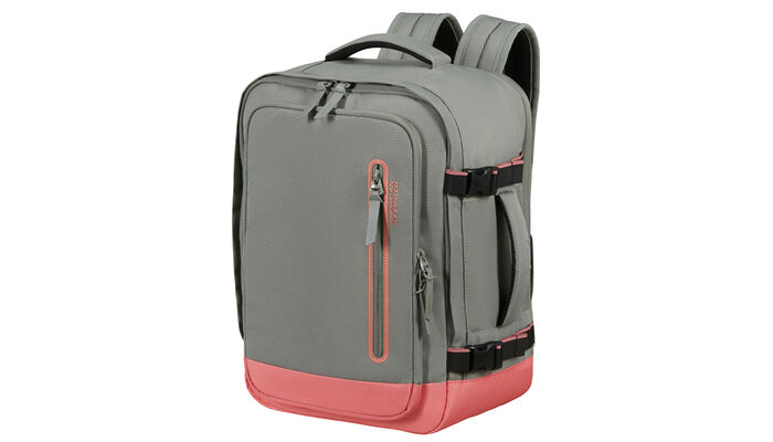 Política de equipaje de mano gratuito a bordo de Ryanair y Wizz Air