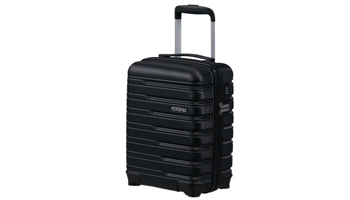 Política de equipaje de mano gratuito a bordo de Ryanair y Wizz Air