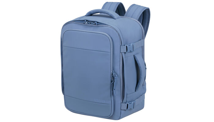 Política de equipaje de mano gratuito a bordo de Ryanair y Wizz Air