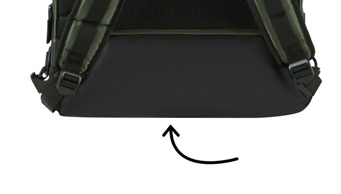 Wheel cover pocket