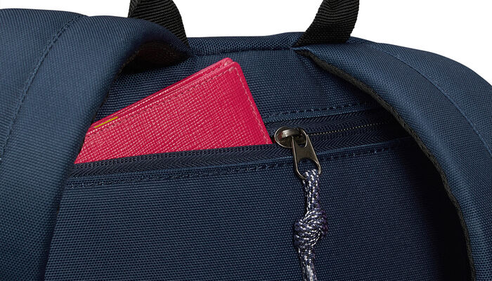 Compartimento trasero secreto