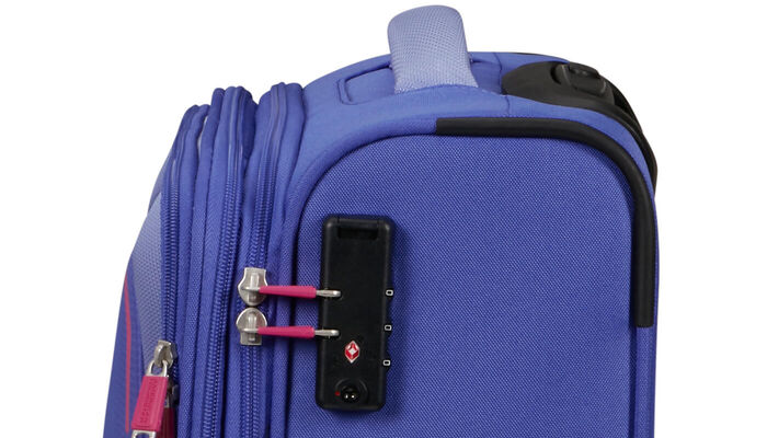 Maleta mediana Extensible 4 ruedas American Tourister Pulsonic 68cm. Maleta  American Tourister Pulsonic fabricada con materiales resistentes para todo  tipo de viajes. La maleta American Tourister Pulsonic está equipada con 4  ruedas