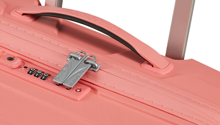 Cremallera con revestimiento hidrófugo