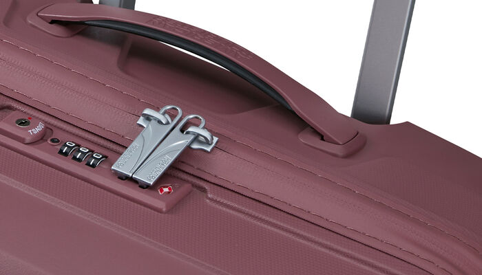 Cremallera con revestimiento hidrófugo