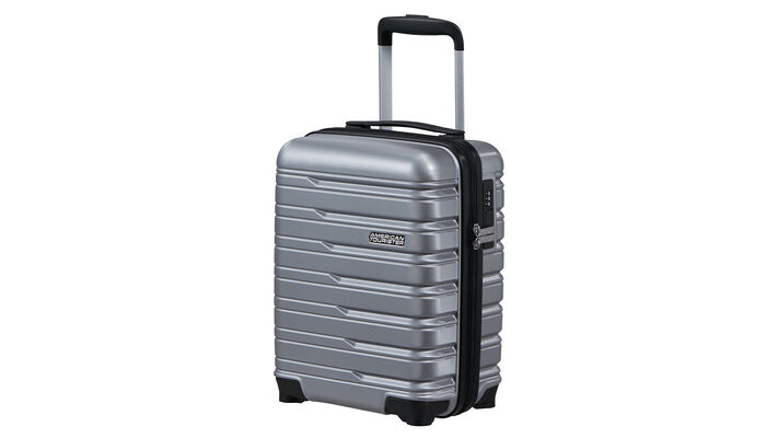 Política de equipaje de mano gratuito a bordo de Ryanair y Wizz Air