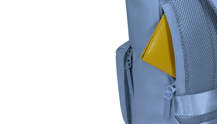 Compartimento trasero secreto