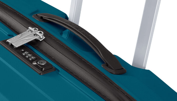 Cremallera con revestimiento hidrófugo