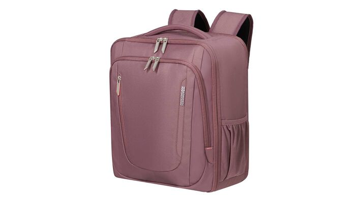 Política de equipaje de mano gratuito a bordo de Ryanair y Wizz Air