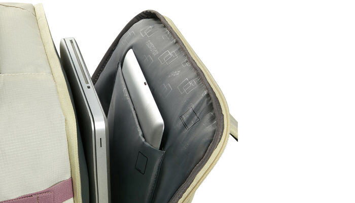 Compartimento para portátil de 15,6''