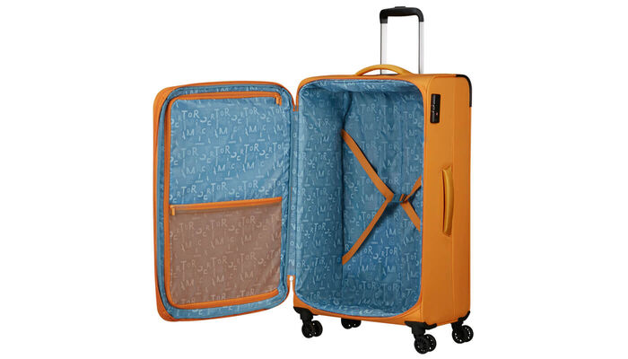 Interior con todas las funciones