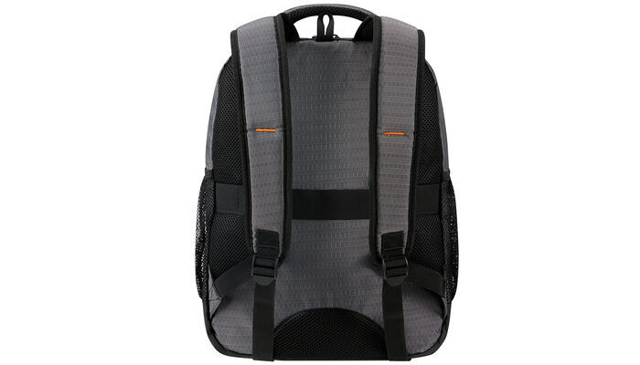 Correas y panel trasero ergonómicos
