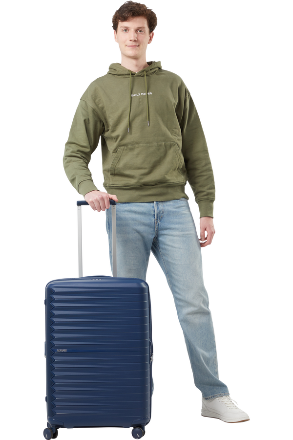 American Tourister Fastforward Spinner 68/25 TSA EXP 68cm  Navy Blue American Tourister Fastforward Spinner 68/25 TSA EXP 68cm  Navy Blue