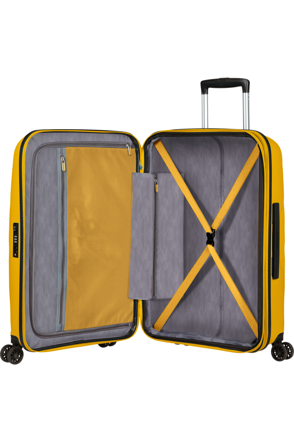 American Tourister Bon Air Dlx Spinner TSA Expandable 66cm  Light Yellow American Tourister Bon Air Dlx Spinner TSA Expandable 66cm  Light Yellow