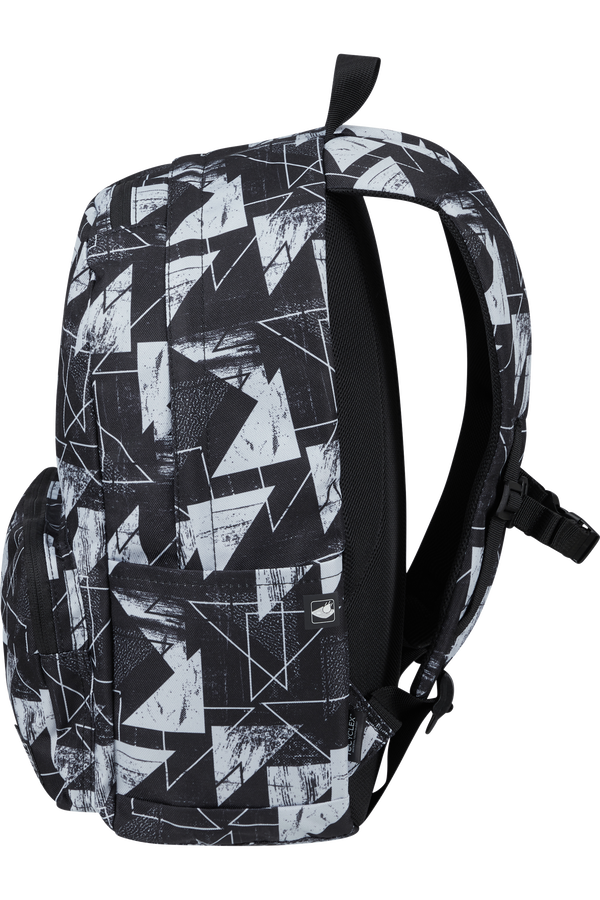 American Tourister Urban Groove Lifestyle Backpack  Black Triangle