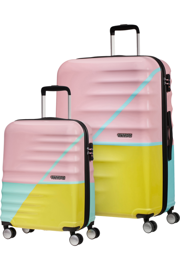 American Tourister Wavebreaker 2 PC Set A  Zig Zag