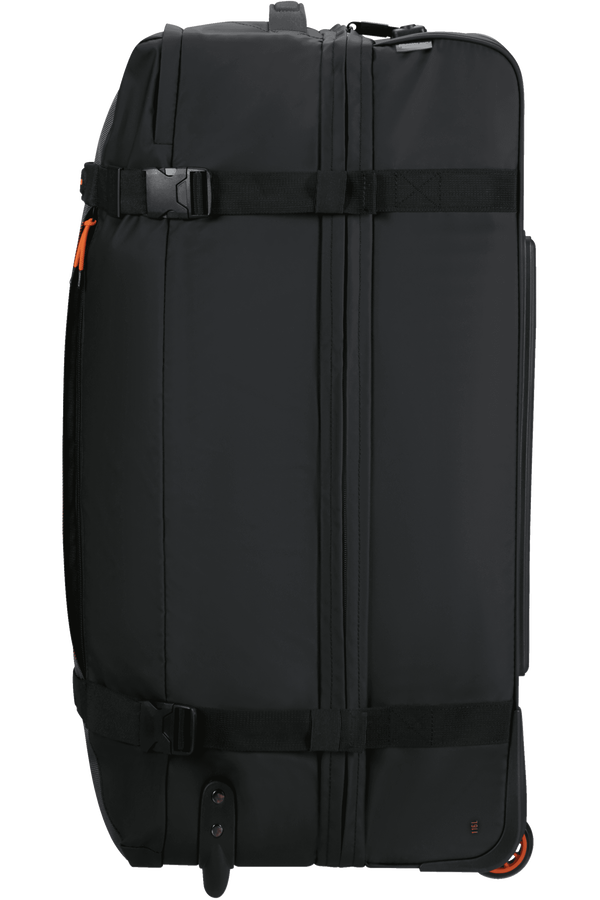 American Tourister Urban Track Duffle with wheels Lmtd L  Black/Orange American Tourister Urban Track Duffle with wheels Lmtd L  Black/Orange