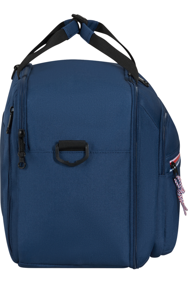 American Tourister UpBeat 3-Way Boarding Bag  Navy American Tourister UpBeat 3-Way Boarding Bag  Navy