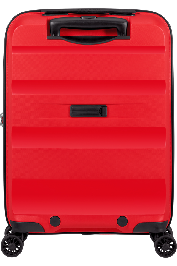 American Tourister Bon Air Dlx Spinner TSA 55cm  Magma Red American Tourister Bon Air Dlx Spinner TSA 55cm  Magma Red