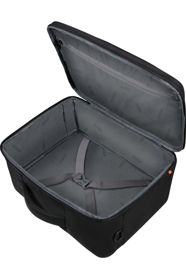 American Tourister At Work Nxt 3-Way Boarding Bag  Negro