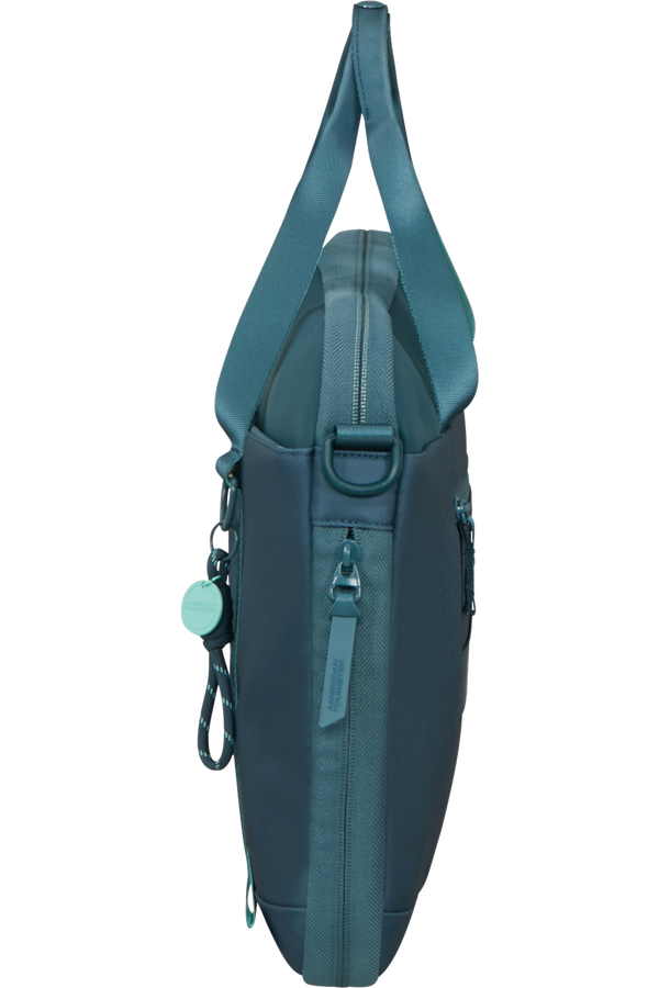 Minima 15.6'' Malet&iacute;n