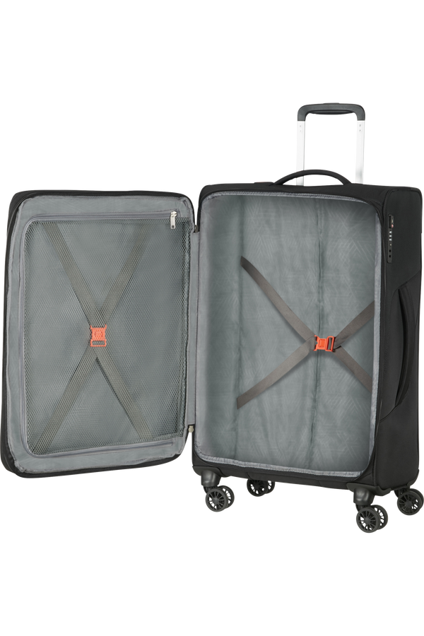 American Tourister Summerfunk Spinner Exp TSA 67cm  Negro American Tourister Summerfunk Spinner Exp TSA 67cm  Negro