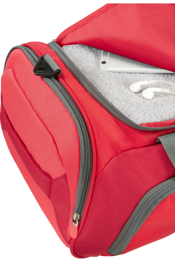 American Tourister Road Quest Sportbag Solid Red