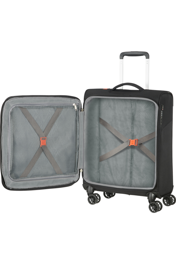 American Tourister Summerfunk Spinner Exp TSA 55cm  Negro American Tourister Summerfunk Spinner Exp TSA 55cm  Negro